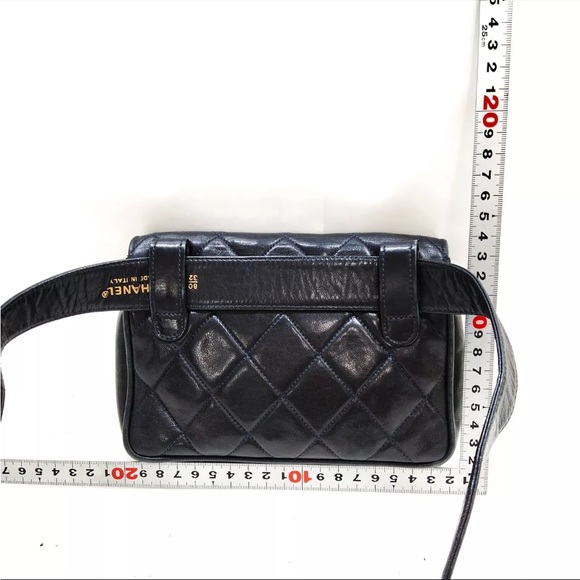 Chanel Leather Waist Bag Black - Picture 2 of 14